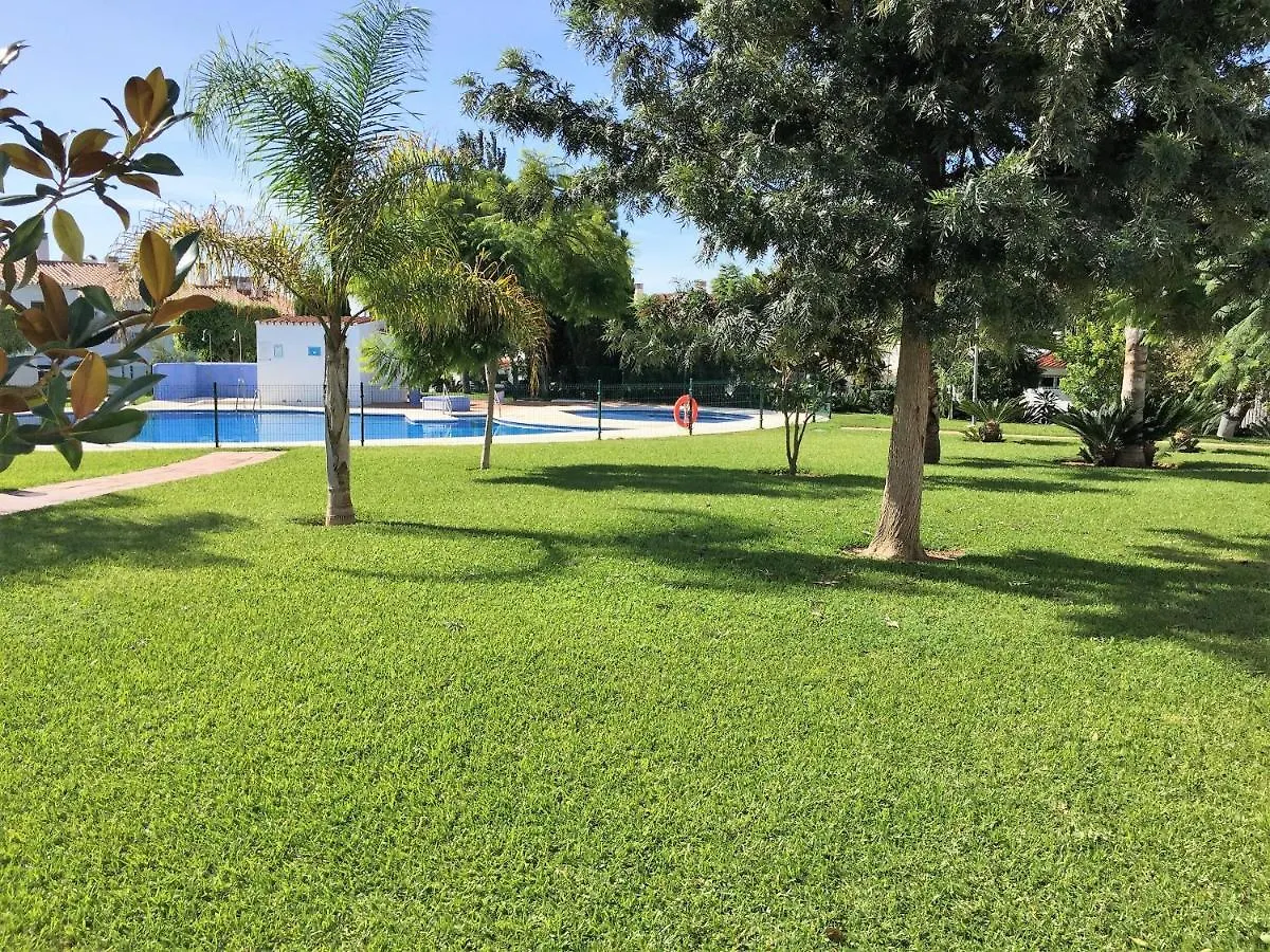 Fantasticas Zonas Comunes Caleta De Velez 0*,